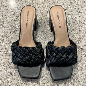 Sincerely Jules Women’s Twist Sandals Size 8 Black